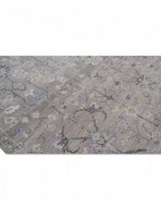 Distressed Tabriz