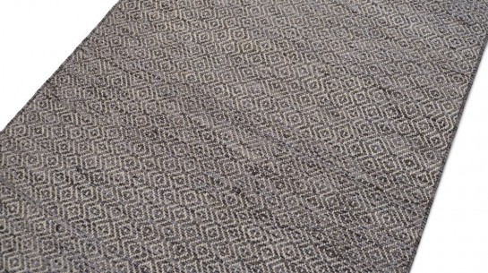 AM11330