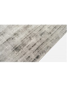 AM11893
